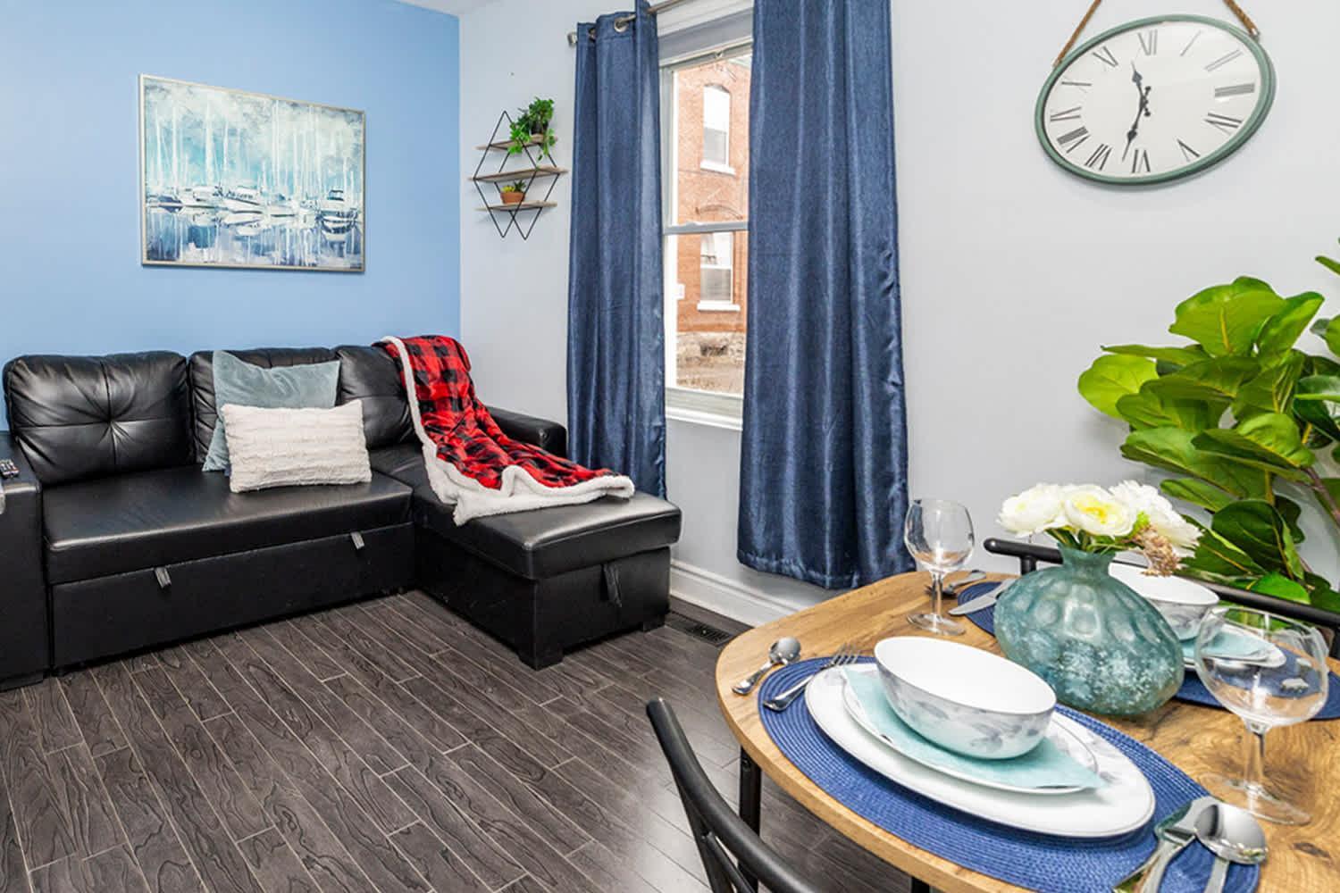 Pet-Friendly Home - Near Chinatown & Little Italy Otawa Exterior foto